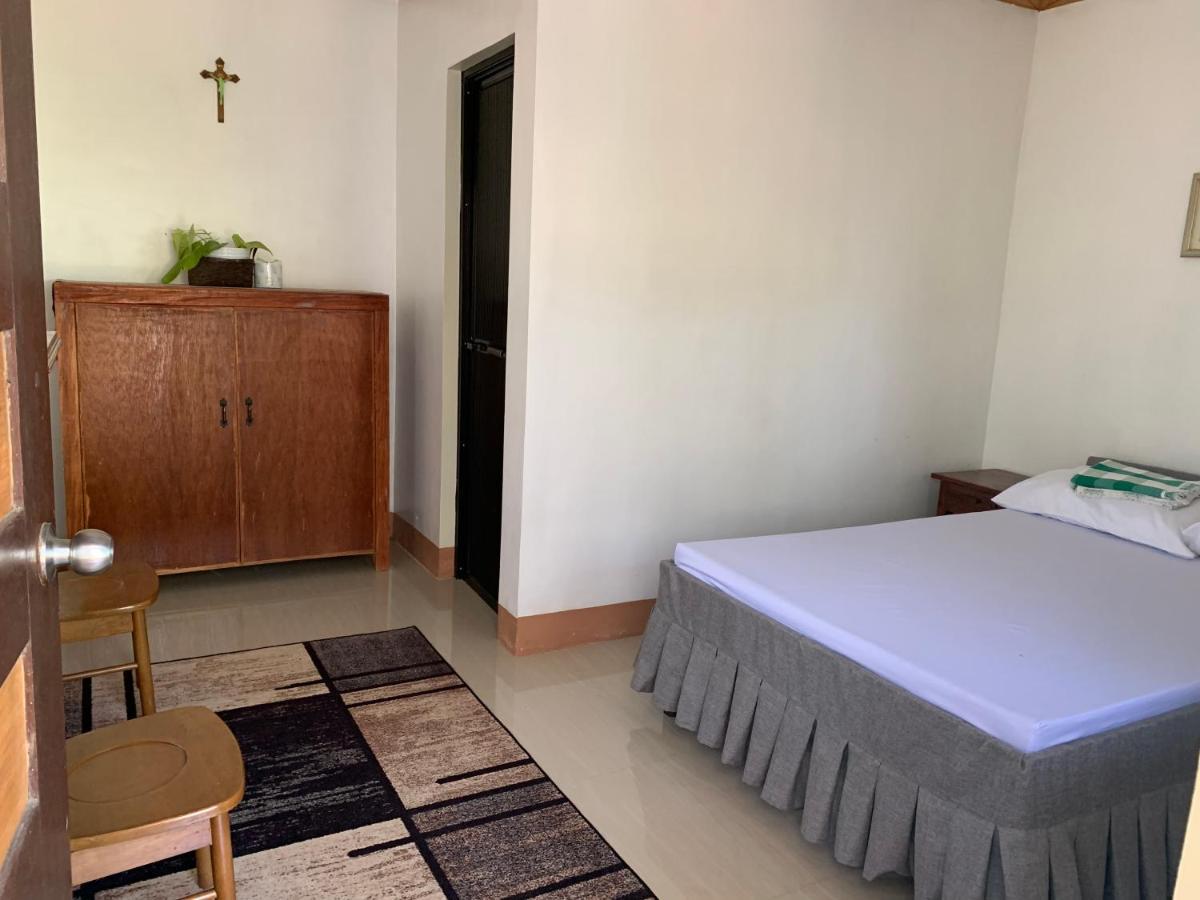 Airport View Hotel Vigan Buitenkant foto